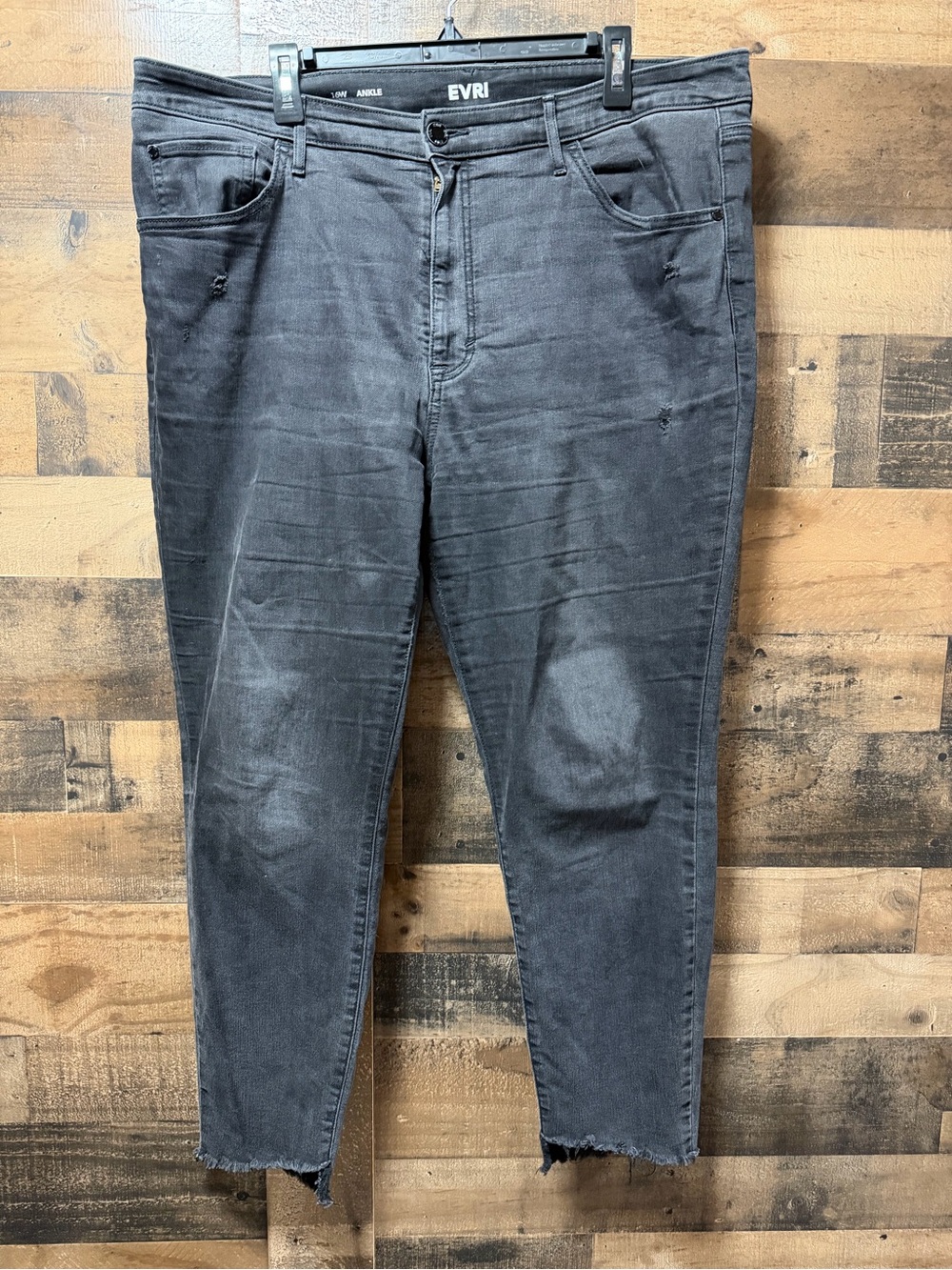 EVRI Womens 16W Ankle Jeans Black Distressed Stretch Raw Step Hem